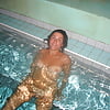 Naked_in_the_pool (4/5)