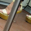 Candid_sexy_high_heels_on_subway (3/12)