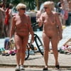 Nudists_-_Beach_Babes _Milfs_and_teens (18/30)