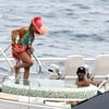Beyonce_on_yacht_in_Capri_7-23-18 (7/10)