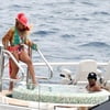 Beyonce_on_yacht_in_Capri_7-23-18 (9/10)
