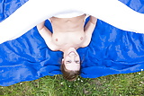 Alexis_Crystal_-_Naked_yoga (22/26)