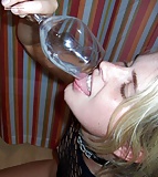 Thirsty_Sluts_Drinking_Cum_From_The_Glass_3 (15/37)