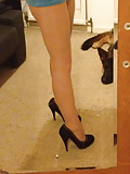 pics_of_scottish_female_legs feet_in_tights stockings_3 (12/33)