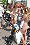 Two_teens_participated_at_Amsterdam_nude_bike_ride (9/11)