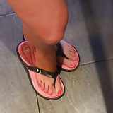 Barefoot_toes_foot_fetish_heels_sandals_feet (10/30)