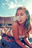 JamesBlows_Best_155_-_GIRLS_AND_WEED (2/24)