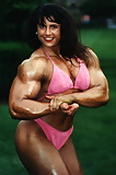 Sexy Musclular Females (62)