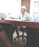 Candid Barefoot Large Flip Flops In A Meeting (9)