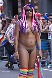 Ebony_Woman_Butt_Naked_in_Public_Parade (1/14)