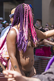Ebony_Woman_Butt_Naked_in_Public_Parade (4/14)