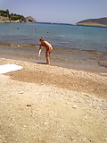 greek_milf_on_beach   (5/8)