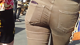 Sexy_beautiful_tight_teen_ass_ _butt_in_brown_jeans (20/40)