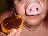 FAT_PIG_Messy_Doughnut_Blowjob_ _Facial_CUM (1/19)