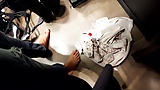 GF s sexy bare feets and legs in fitting room (8/29)
