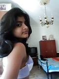 Bangladeshi_petite_girl_taking_naked_selfie (7/8)